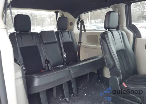 2017 Dodge Grand Caravan Sxt from USA, damaged, VIN 2C4RDGCG4HR801495